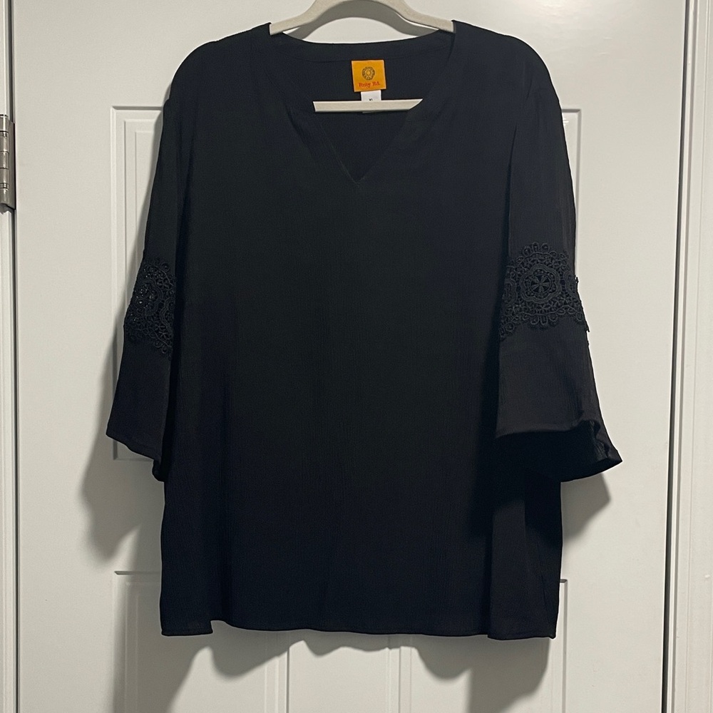 Ruby Rd. Black Top blouse with Lace Detail New not worn 3/4 sleeve